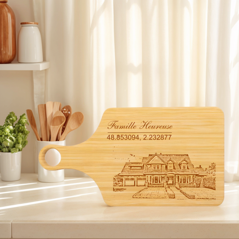 Planche à découper personnalisée et gravée avec poignée Cadeau pour famille