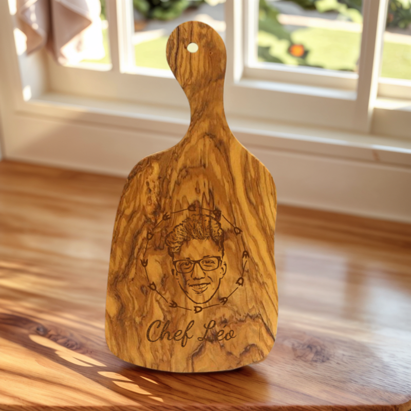 Planche à découper en bois d'olivier avec poignée Forme Irrégulière