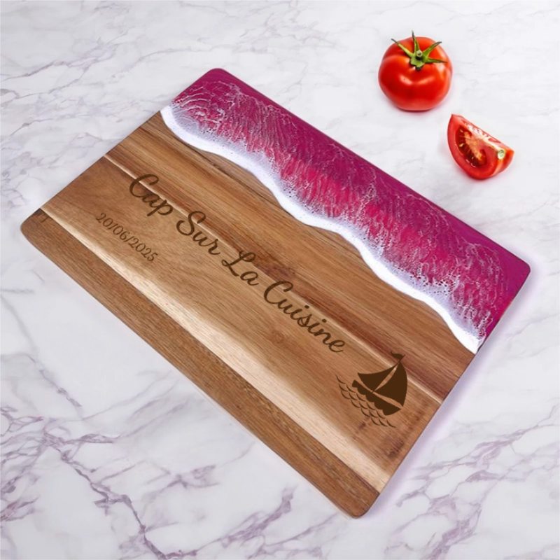 Planche à Découper Personnalisble en Résine et Bois avec Design de Vague de Mer