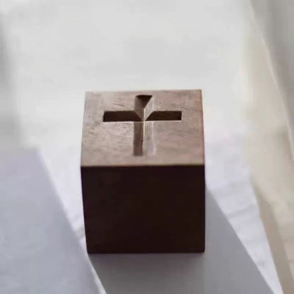 Diffuseur d'Huiles Essentielles sans Flamme en Bois avec Croix Gravéé Personnalisé avec Nom