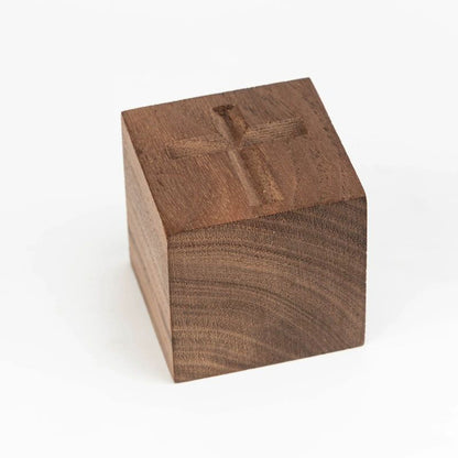 Diffuseur d'Huiles Essentielles sans Flamme en Bois avec Croix Gravéé Personnalisé avec Nom